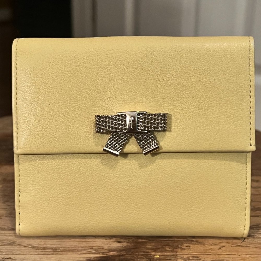 Authentic Ferragamo Compact Wallet - Picture 1 of 4
